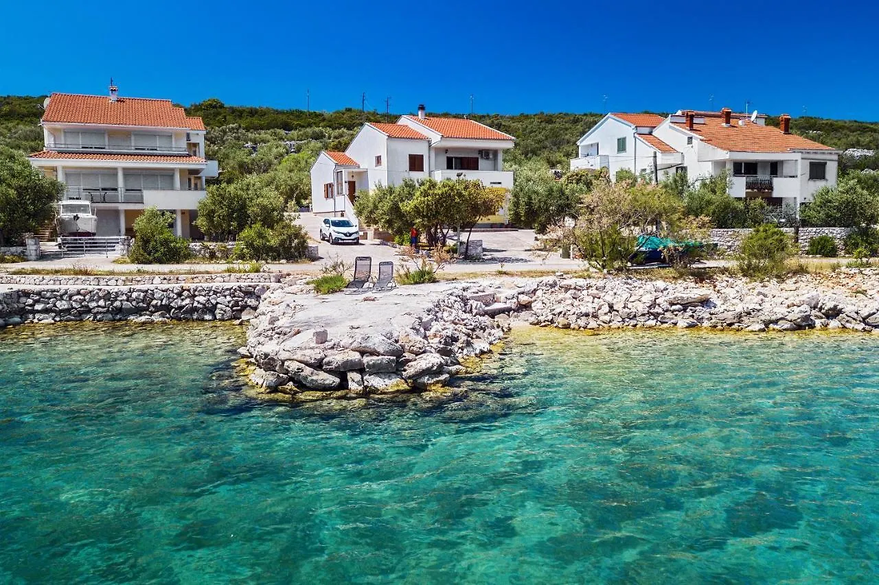 Modern Apartment On The Beach - Mala Lamjana Kali
