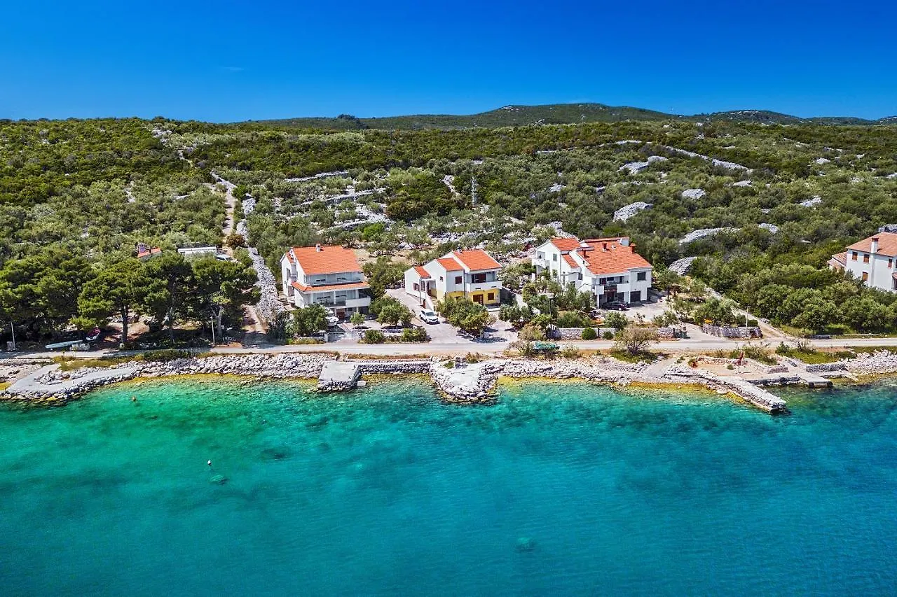 Modern Apartment On The Beach - Mala Lamjana Kali