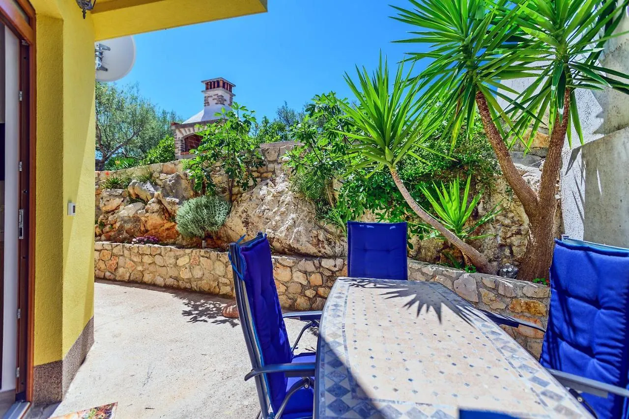 Modern Apartment On The Beach - Mala Lamjana Kali